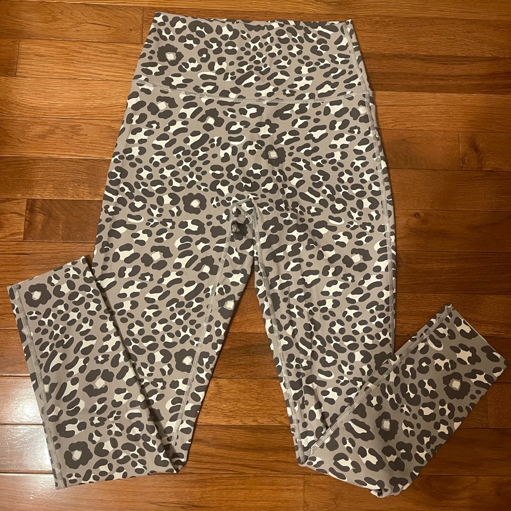 Aerie leopard print leggings